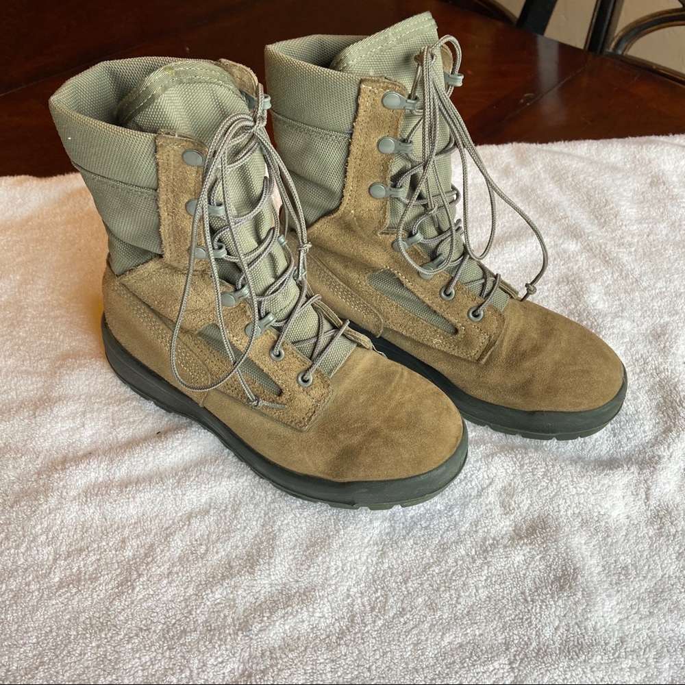 Belleville women’s combat boots FAFTW size 7.5WF